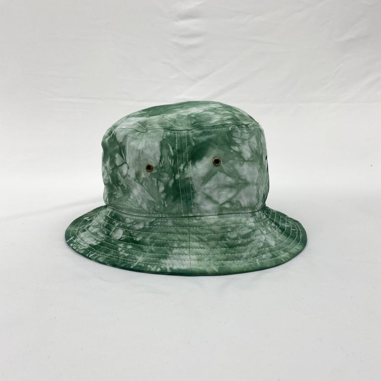 Backet Hat "Canadian weed"